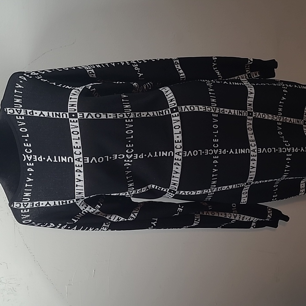 Gabrielle Union Women's Dress - Picture 2 of 7